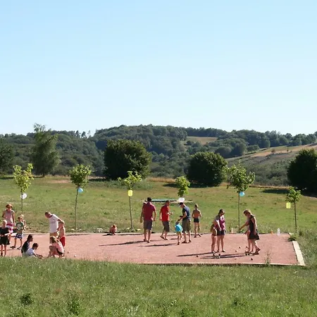 לינה וארוחת בוקר Domaine Les Teuilleres 3*