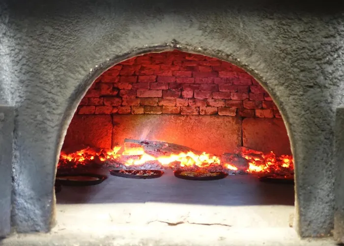 Domaine Les Teuilleres Lacam-dʼOurcet