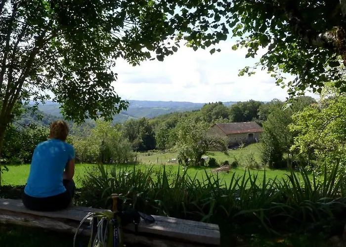 Domaine Les Teuillères Bed & Breakfast Lacam-dʼOurcet