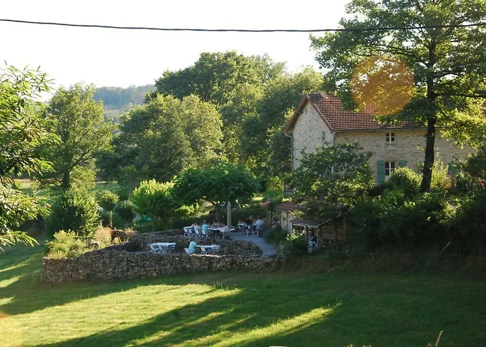 Bed & Breakfast Domaine Les Teuillères Lacam-dʼOurcet