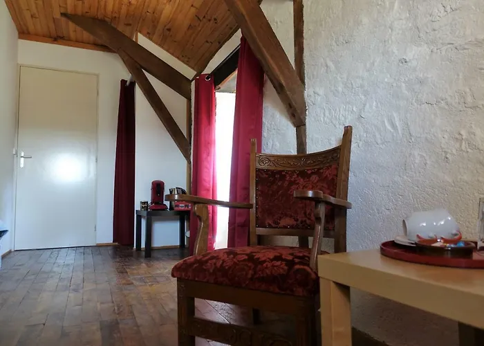 Domaine Les Teuillères Lacam-dʼOurcet